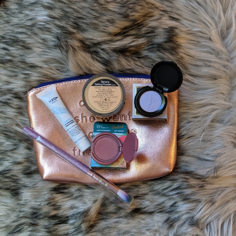 Ipsy bag! - Picture 4 of 4